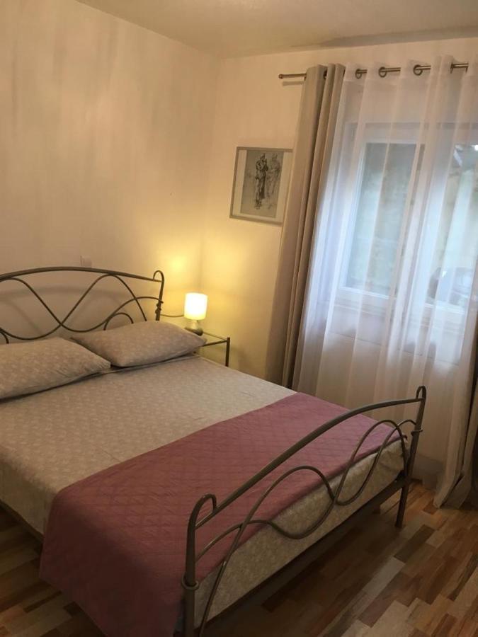 Apartments Salona Trogir Eksteriør bilde