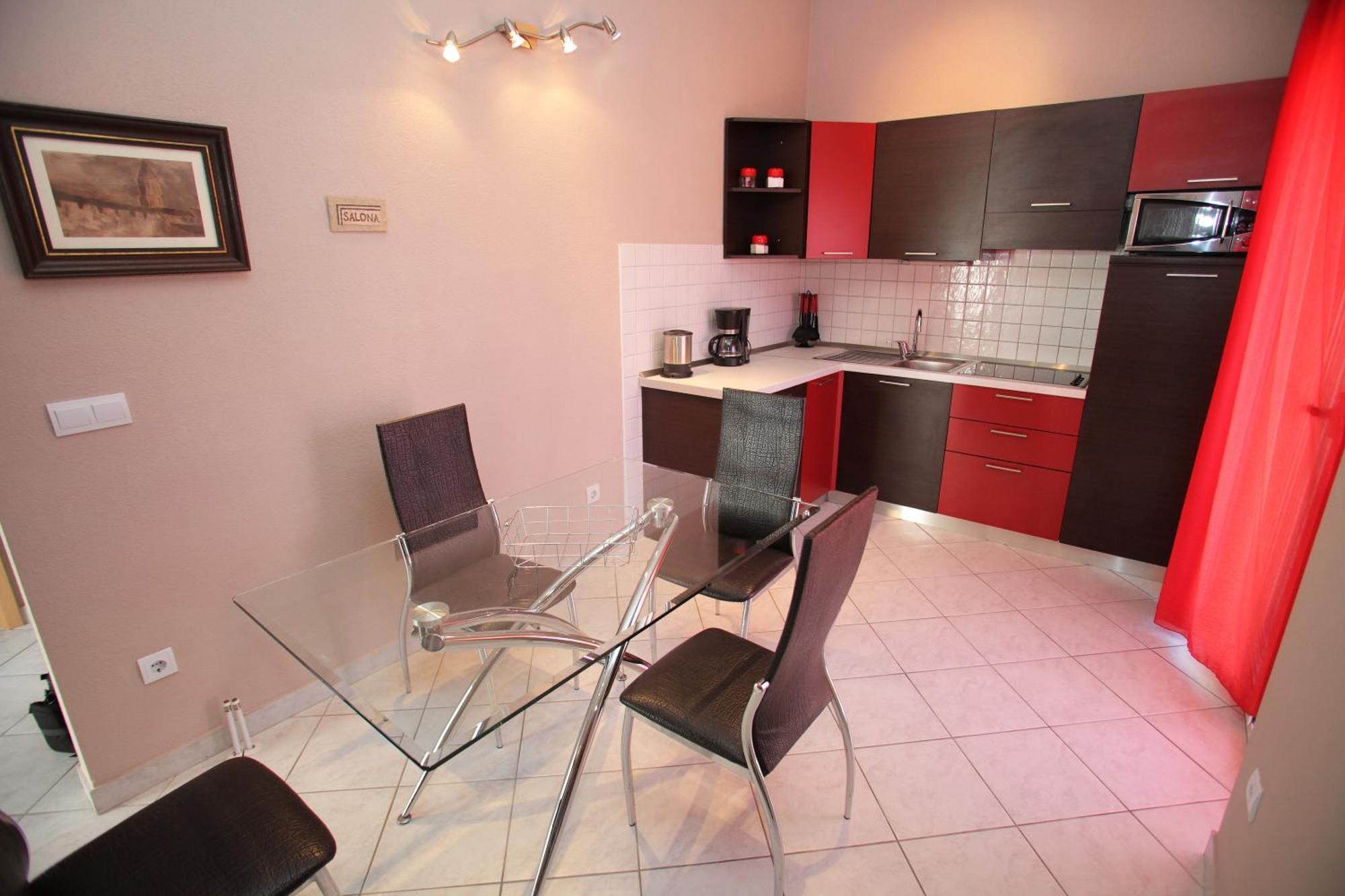 Apartments Salona Trogir Eksteriør bilde
