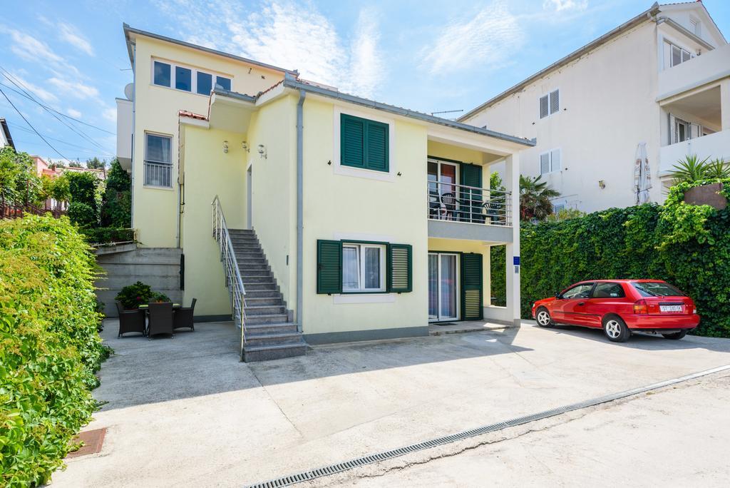 Apartments Salona Trogir Eksteriør bilde